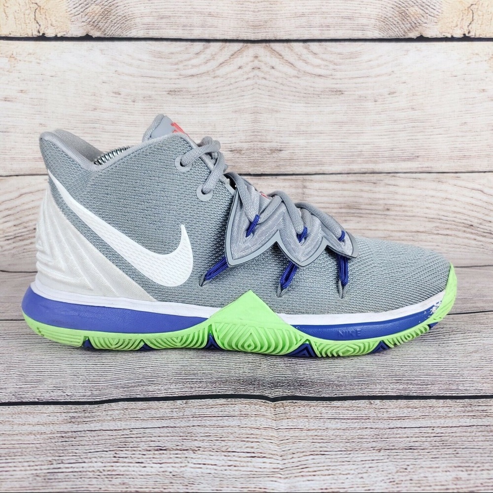 KYRIE 5 NIKE